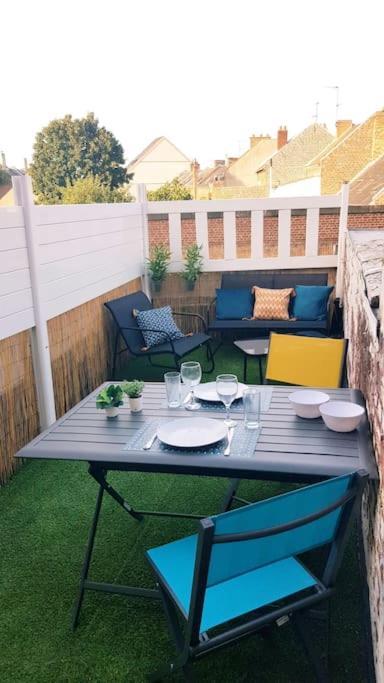 Le Chat Bleu - 26M2- Terrasse Sur Les Toits - Wi-Fi Amiens Eksteriør bilde